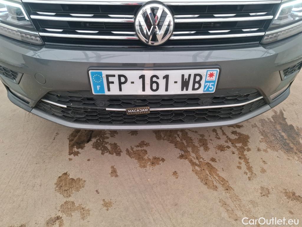  Volkswagen  Tiguan VOLKSWAGEN  / 2016 / 5P / SUV 2.0 TDI 150 DSG7 Carat #52