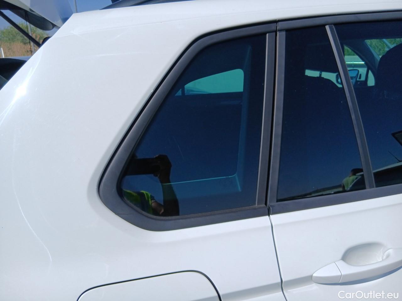  Volkswagen  Tiguan  Life 2.0 TDI 150CV AT7 E6d #23
