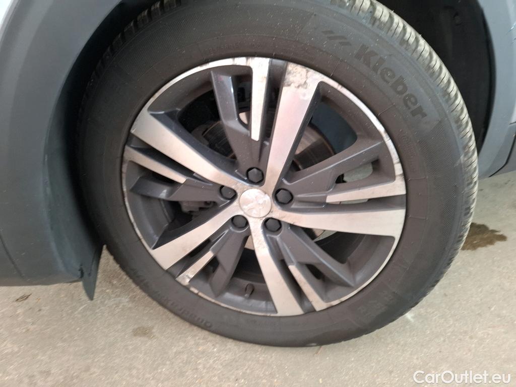  Peugeot  3008  Allure 1.5 HDi 130CV BVA8 E6dT #2