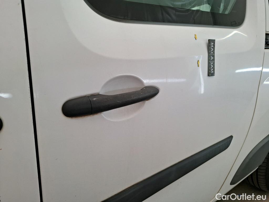  Renault  Kangoo  Grand Zen 1.5 dCi 110CV BVM6 7 Sieges E6 #25