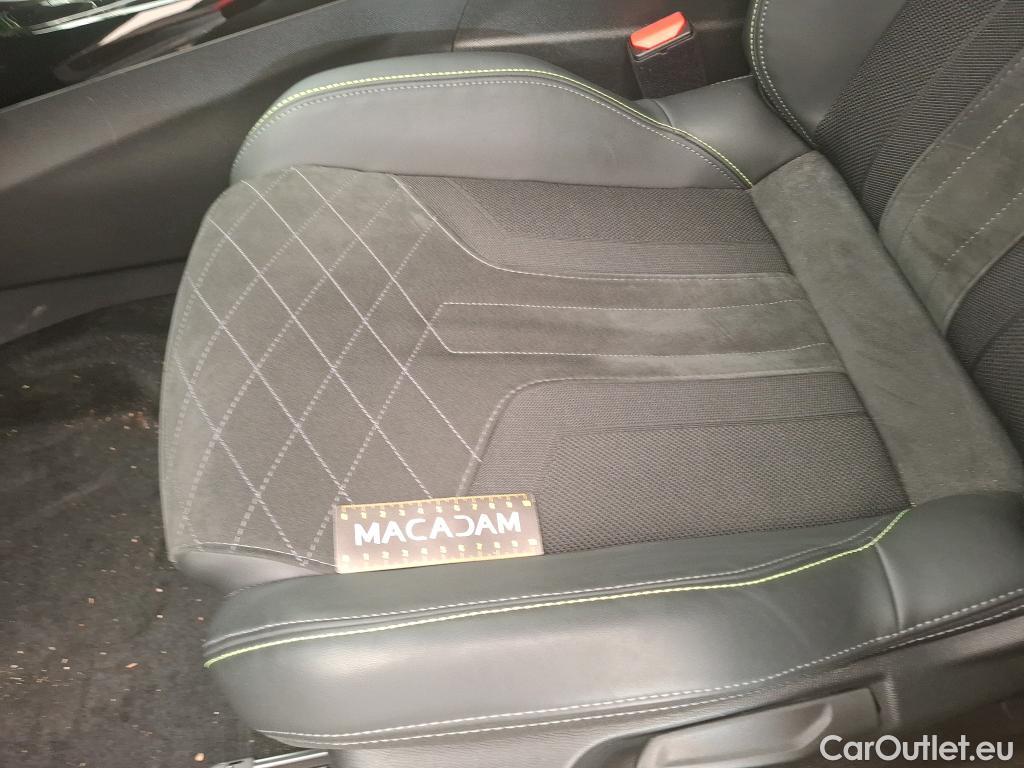  Peugeot  2008 PEUGEOT  / 2019 / 5P / Crossover PureTech 130 S&S EAT8 GT PACK #8