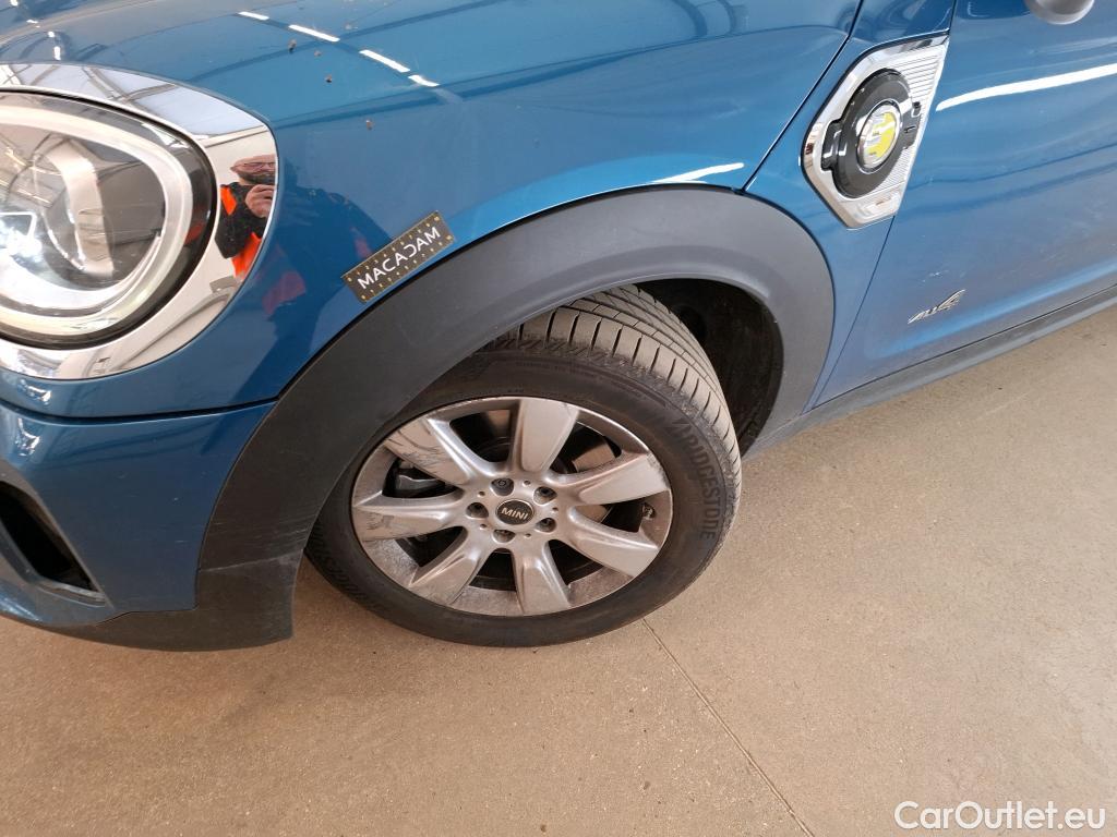  Mini  Countryman MINI  / 2016 / 5P / Crossover Cooper SE ALL4 Busi Design 136+88ch BVA6 #55
