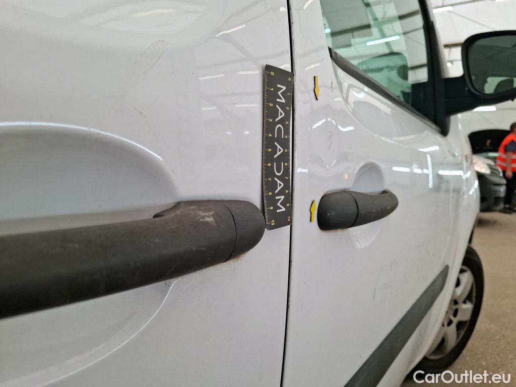  Renault  Kangoo  Grand Zen 1.5 dCi 110CV BVM6 7 Sieges E6 #10