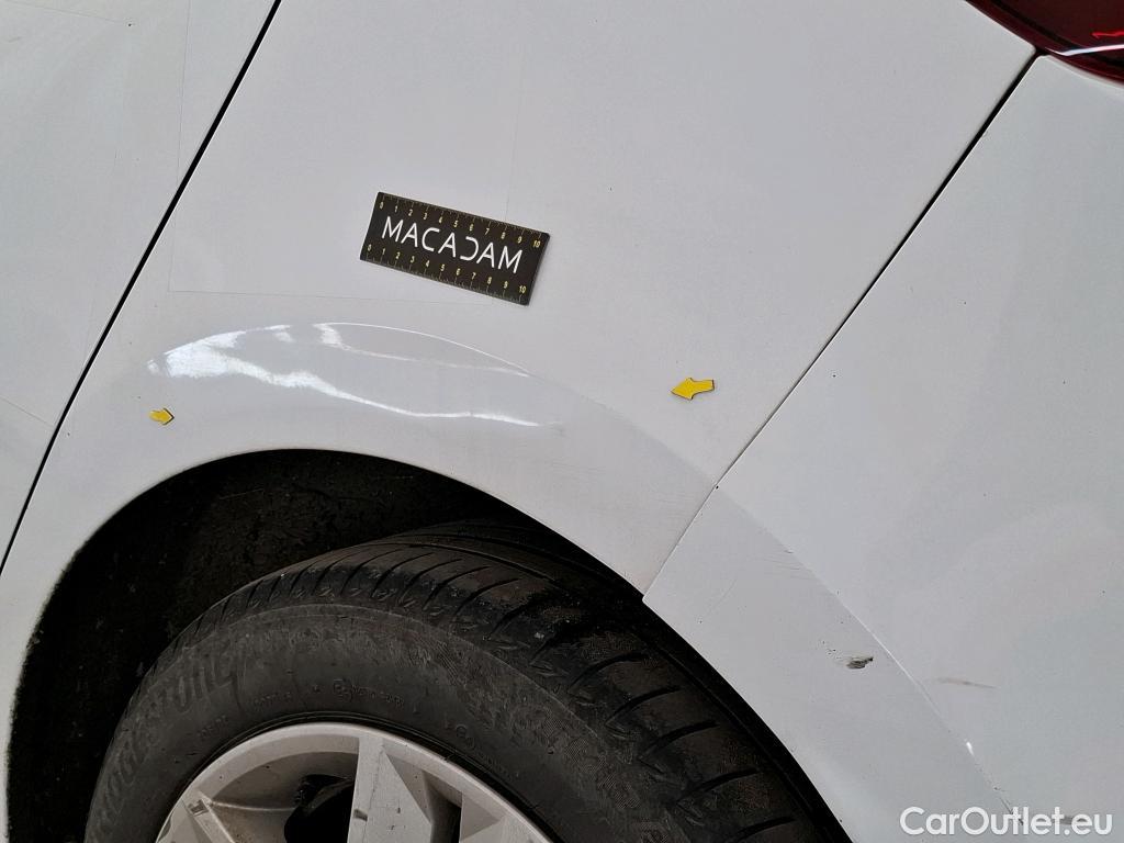  Renault  Clio RENAULT  / 2019 / 5P / Berline Business SCe 65 #8