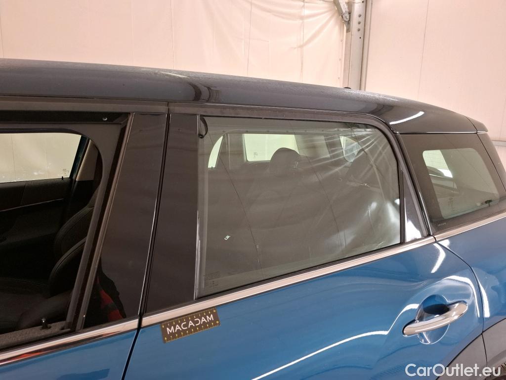  Mini  Countryman MINI  / 2016 / 5P / Crossover Cooper SE ALL4 Busi Design 136+88ch BVA6 #40