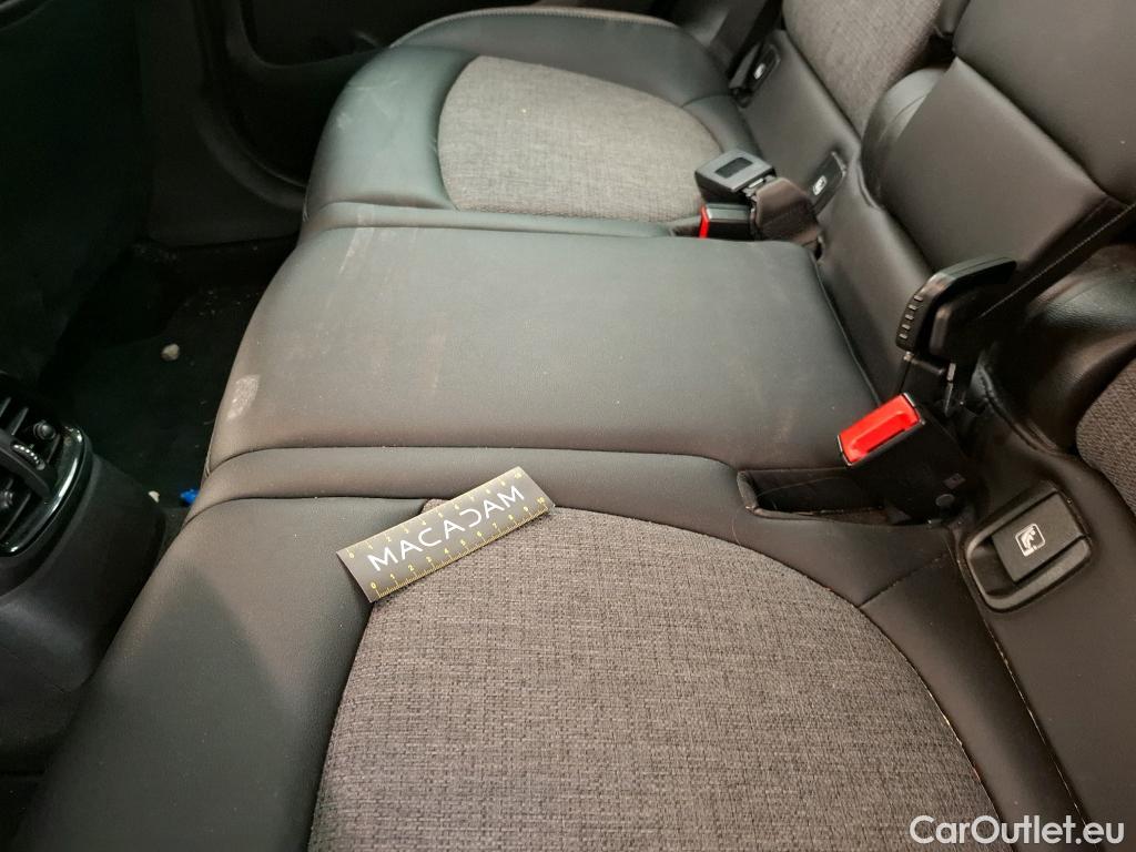  Mini  Countryman MINI  / 2016 / 5P / Crossover Cooper SE ALL4 Busi Design 136+88ch BVA6 #48