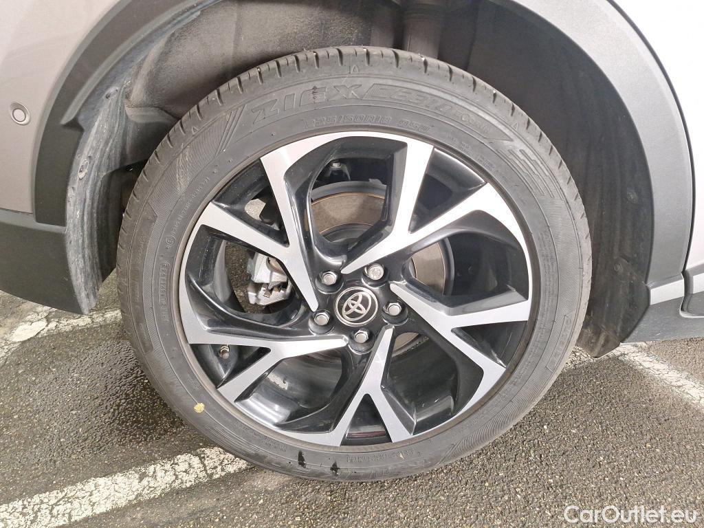  Toyota  C-HR TOYOTA  / 2016 / 5P / SUV 2.0 HYBRIDE 184 COLLECTION #4
