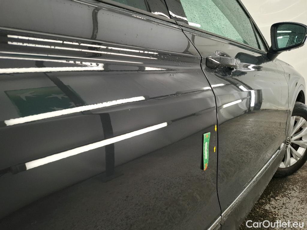  Volkswagen  Tiguan VOLKSWAGEN  / 2020 / 5P / SUV 1.4 eHybrid 245 DSG6 Life #11