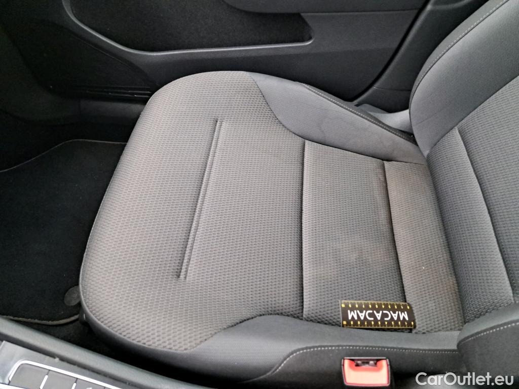  Volkswagen  Golf  VOLKSWAGEN / 2017 / 5P / Berline E-Golf #10