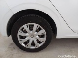  Peugeot  208 PEUGEOT  / 2015 / 5P / BERLINA VAN ACTIVE BLUEHDI 100CV #16