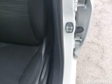  Peugeot  208 PEUGEOT  / 2015 / 5P / BERLINA VAN ACTIVE BLUEHDI 75CV #136