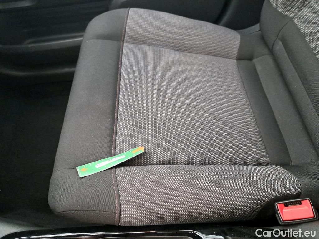  Citroen  C4 Cactus  Feel 1.2 PureTech 110CV BVM6 E6d #5