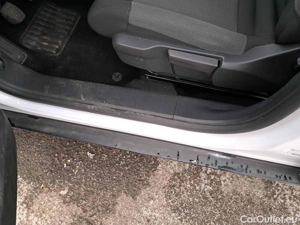  Citroen  C4 Cactus  Feel 1.2 PureTech 110CV BVM6 E6d #2