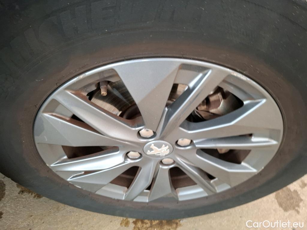  Peugeot  2008  (e-) Active Business 50kWh BVA #15