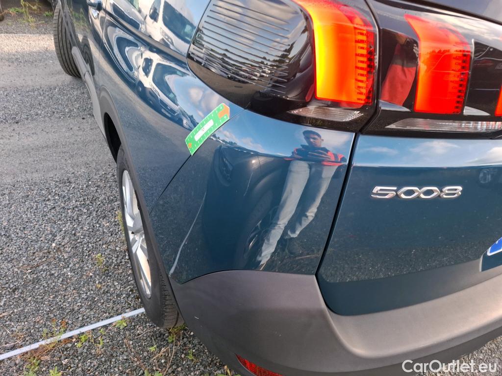  Peugeot  5008  Active Pack 1.5 HDi 130CV BVA8 7 Sieges E6d #8