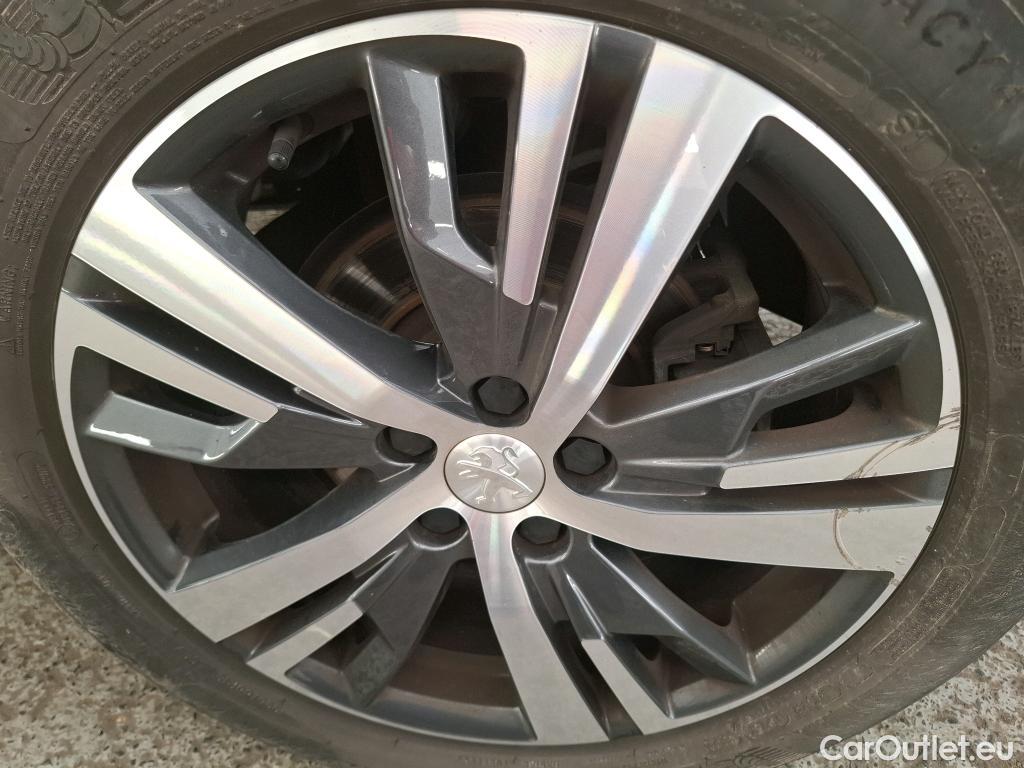  Peugeot  5008  Allure Pack 1.2 PureTech 130CV BVA8 7 Sieges E6d #2
