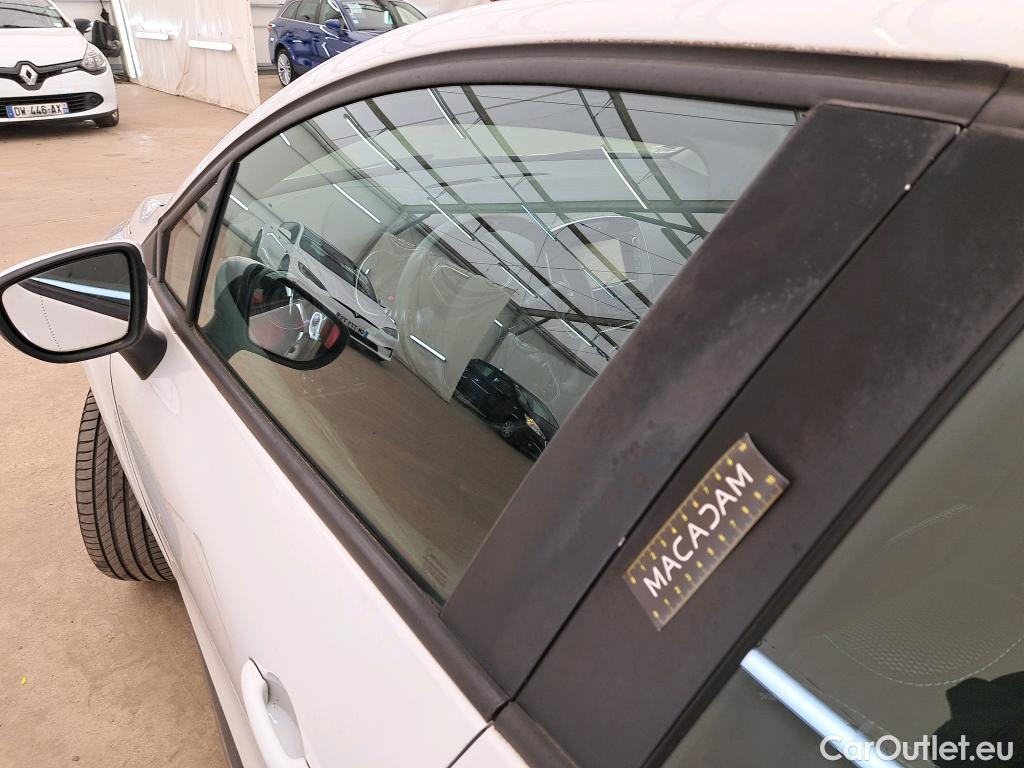  Renault  Clio  IV Business 1.5 dCi 90CV BVM5 E6 #41