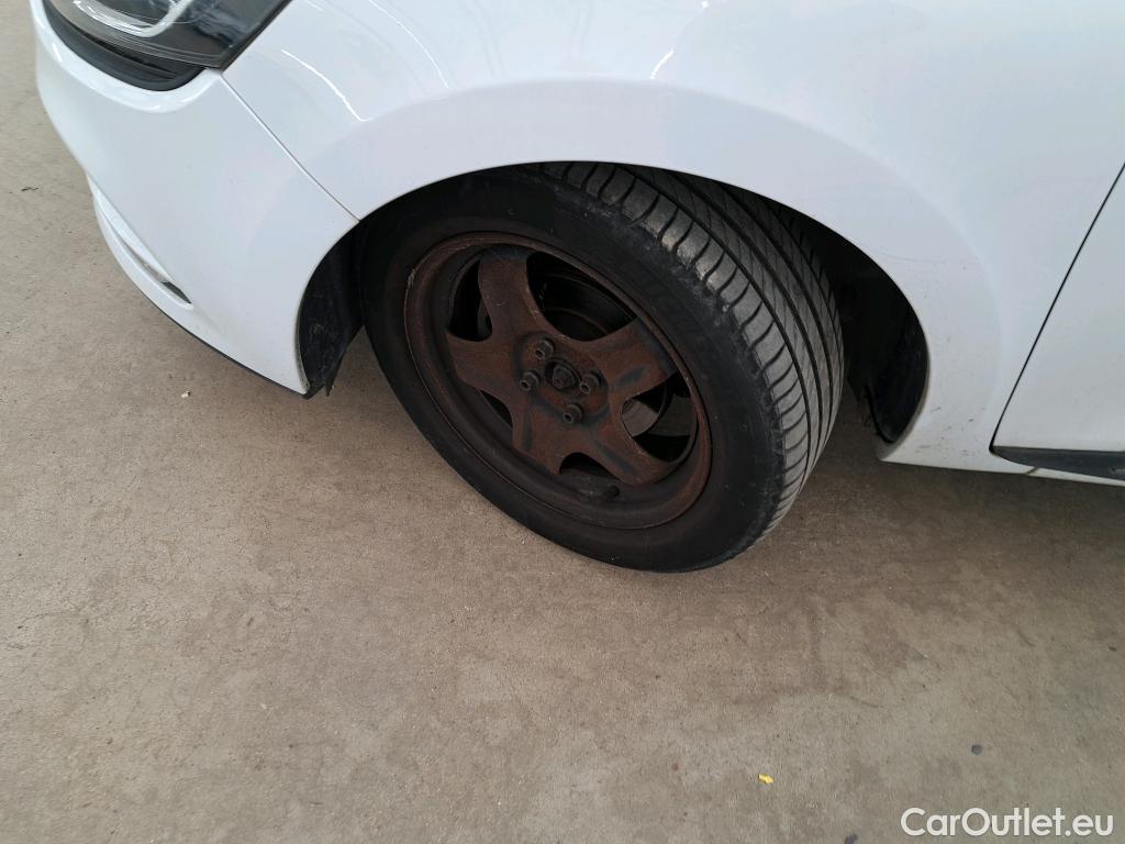  Renault  Clio  IV Business 1.5 dCi 90CV BVM5 E6 #45