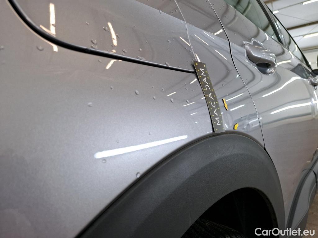  Peugeot  3008 PEUGEOT  / 2020 / 5P / SUV BlueHDi 130 S&S Active Business #8
