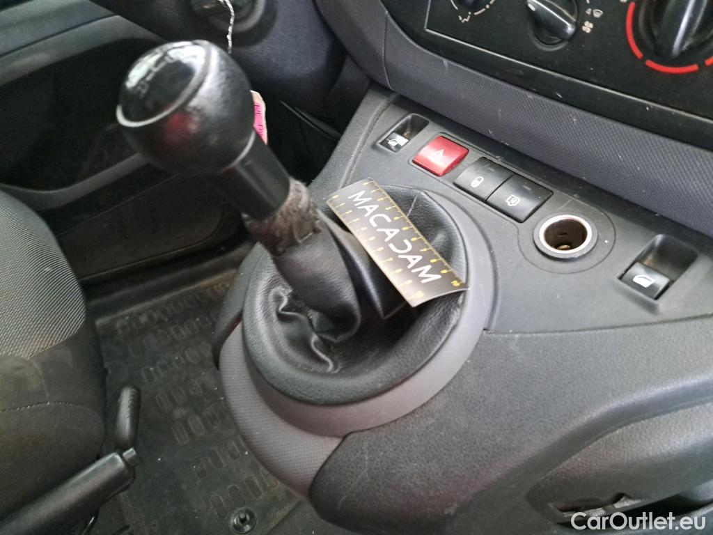  Citroen  Berlingo  Fourgon Club L1 (Court) 1.6 BlueHDi 100CV BVM5 E6 #57