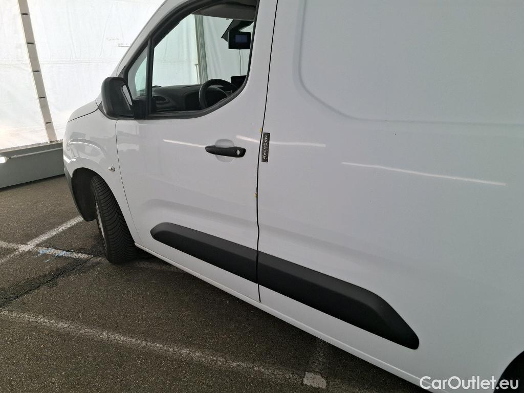 Citroen  Berlingo  Fourgon Driver M 1000 1.5 BlueHDi 100CV BVM5 E6dT #40