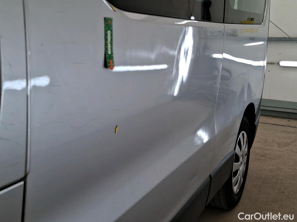  Opel  Vivaro  B Fourgon/Combi Combi L1H1 2 7t 1.6 turbo 120CV BVM6 9 Sieges E5 #26
