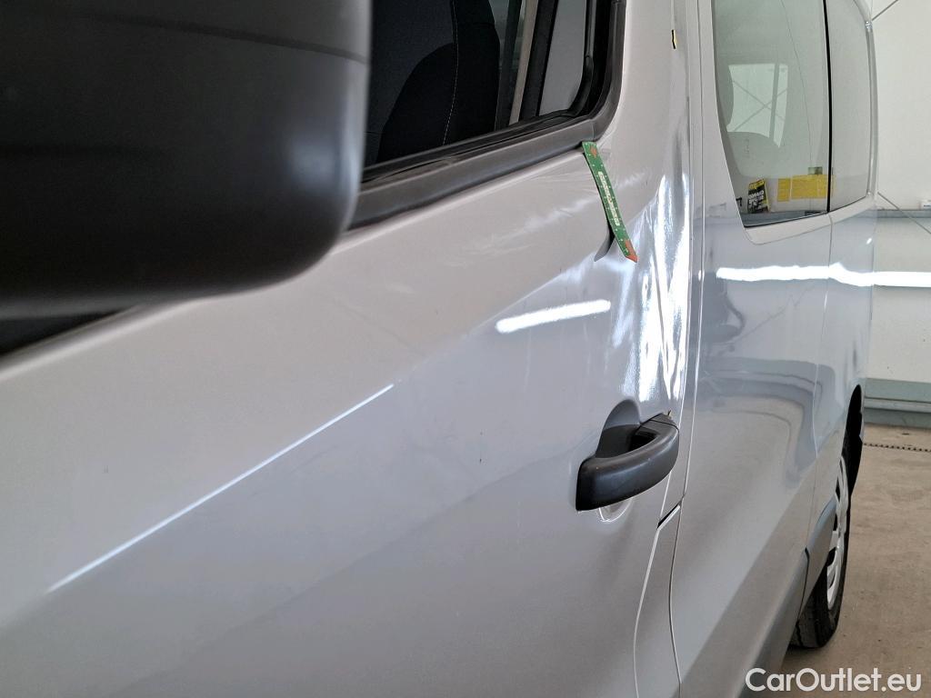  Opel  Vivaro  B Fourgon/Combi Combi L1H1 2 7t 1.6 turbo 120CV BVM6 9 Sieges E5 #44