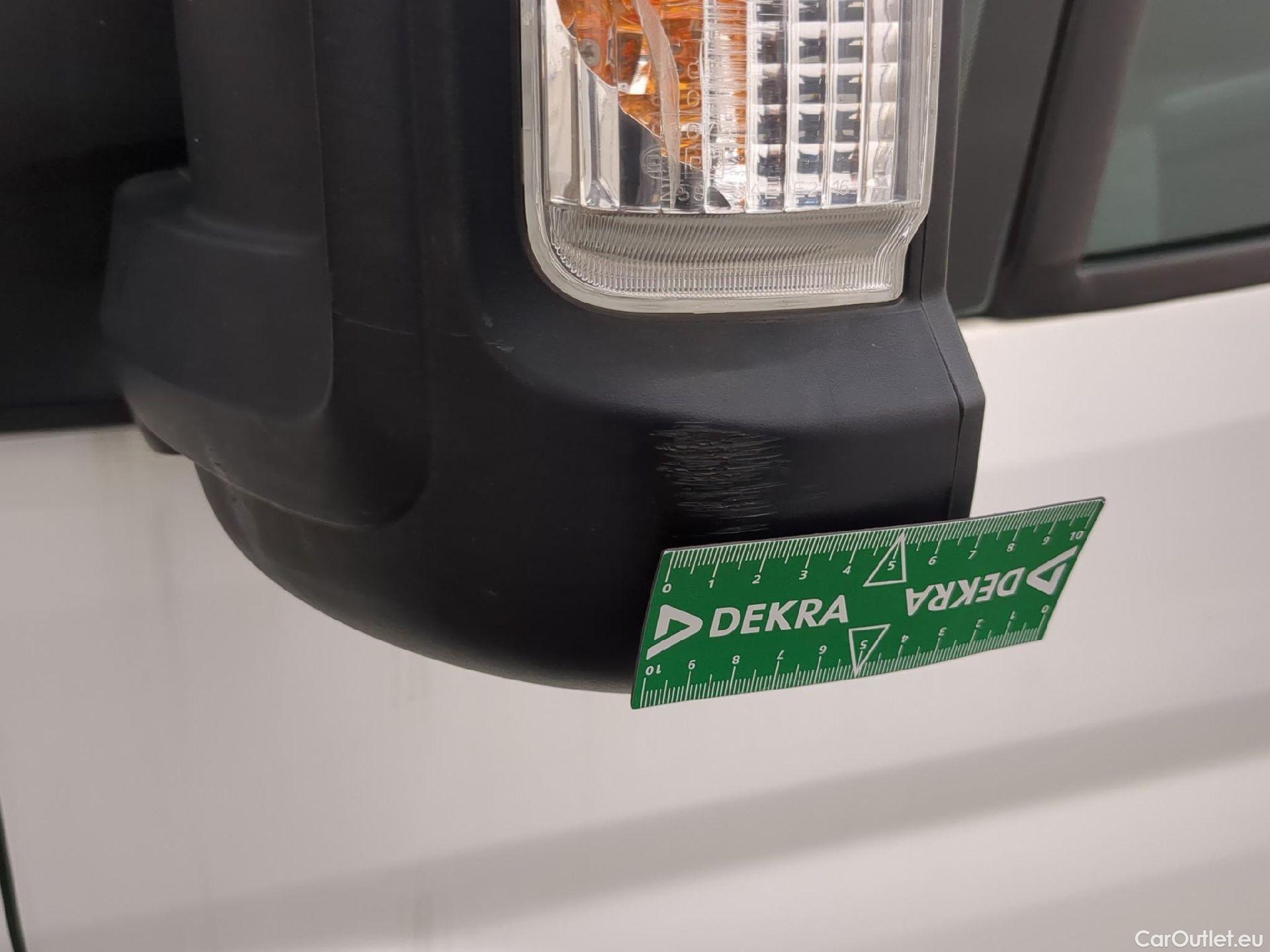  Peugeot  Boxer PEUGEOT  VU 4p Fourgon BLUEHDI 130 PREMIUM PA 335 L2H2 #44