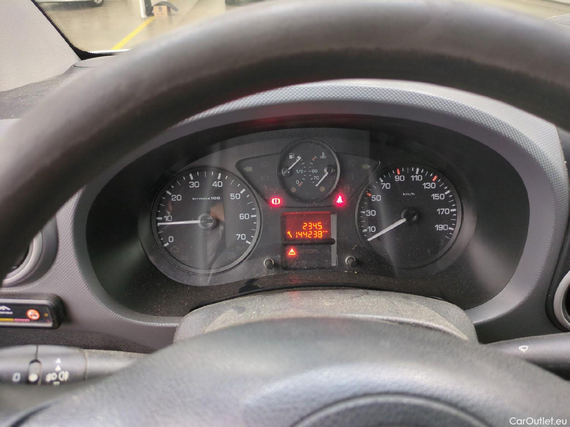  Citroen  Berlingo  Fourgon Club L1 (Court) 1.6 BlueHDi 100CV BVM5 E6 #9