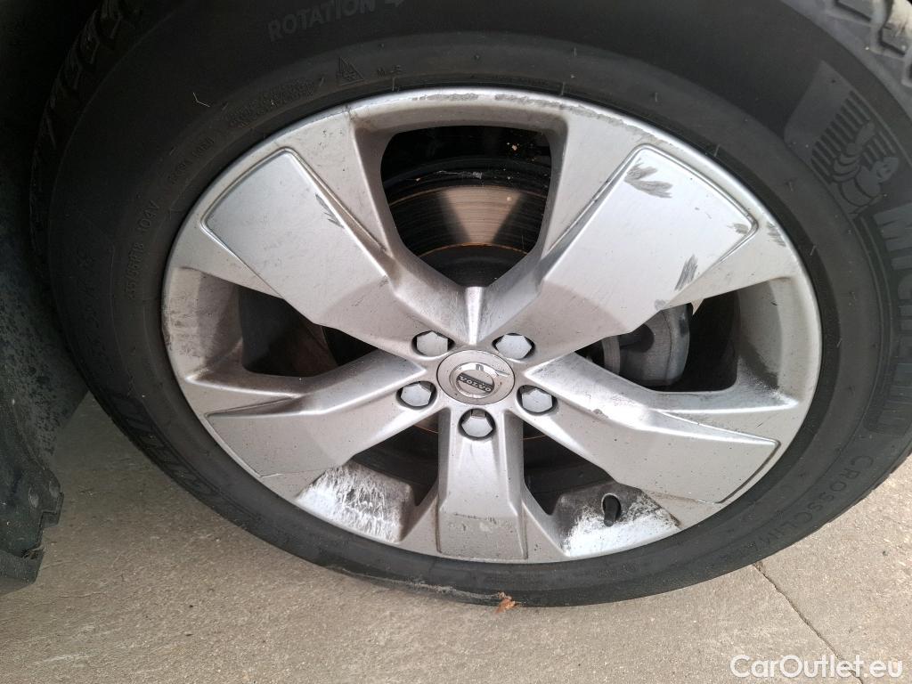  Volvo  XC 40 XC40 Momentum 2WD 2.0 D3 150CV BVA8 E6dT #31