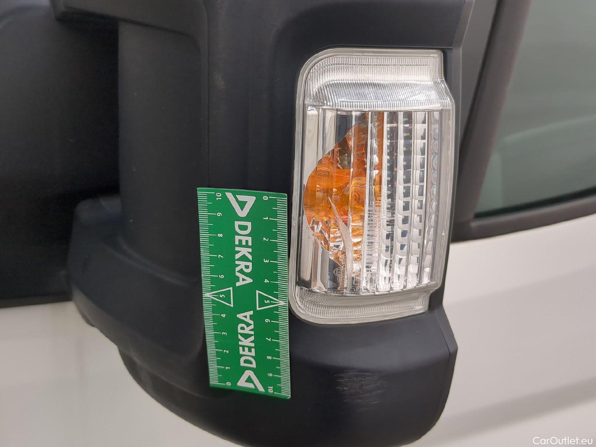  Peugeot  Boxer PEUGEOT  VU 4p Fourgon BLUEHDI 130 PREMIUM PA 335 L2H2 #46