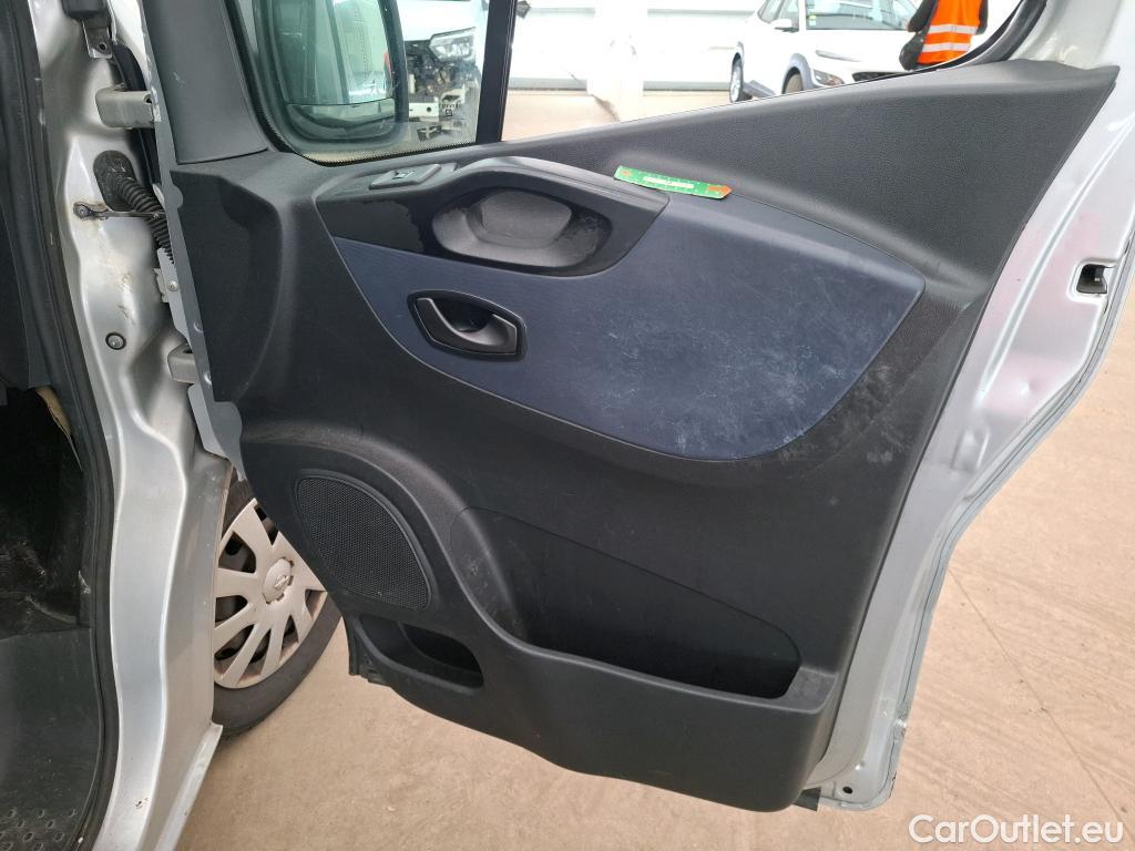  Opel  Vivaro  B Fourgon/Combi Combi L1H1 2 7t 1.6 turbo 120CV BVM6 9 Sieges E5 #68