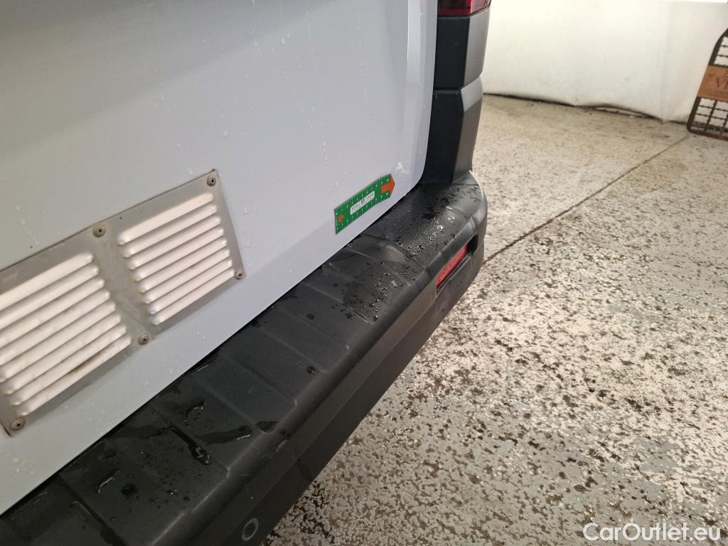  Renault  Trafic RENAULT  / 2014 / 4P / Fourgon tôlé &FG GCF L1H1 1200 dCi 95 E6 #23