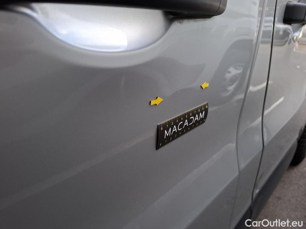  Renault  Trafic  Fourgon Grand Confort L1H1 1000 1.6 dCi 145CV BVM6 E6dT #32
