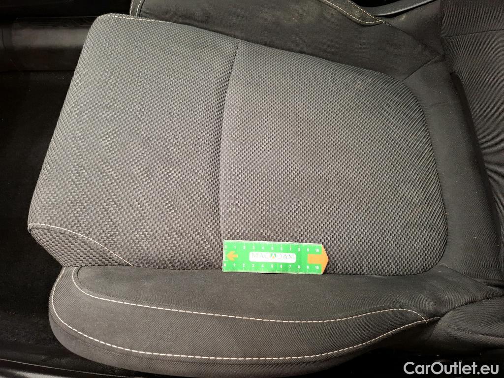  Renault  Megane  IV Berline 5pt. Société Air 1.5 dCi 90CV BVM6 E6 #44