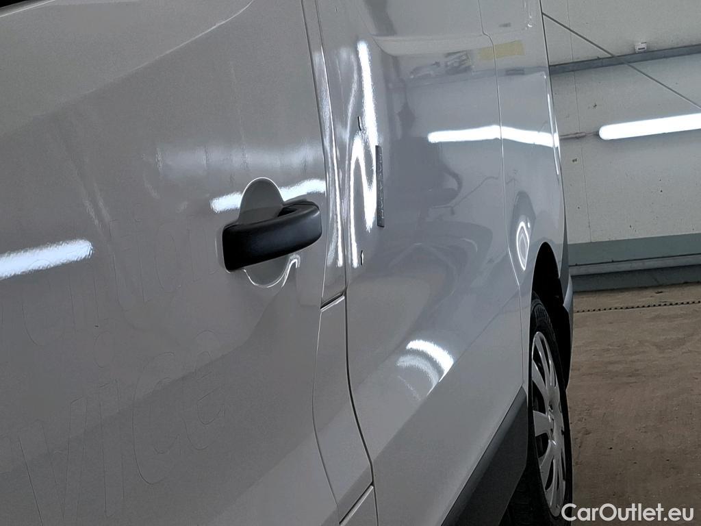  Renault  Trafic RENAULT  / 2019 / 4P / Fourgon tole FG GCF L1H1 1200 dCi 120 #5