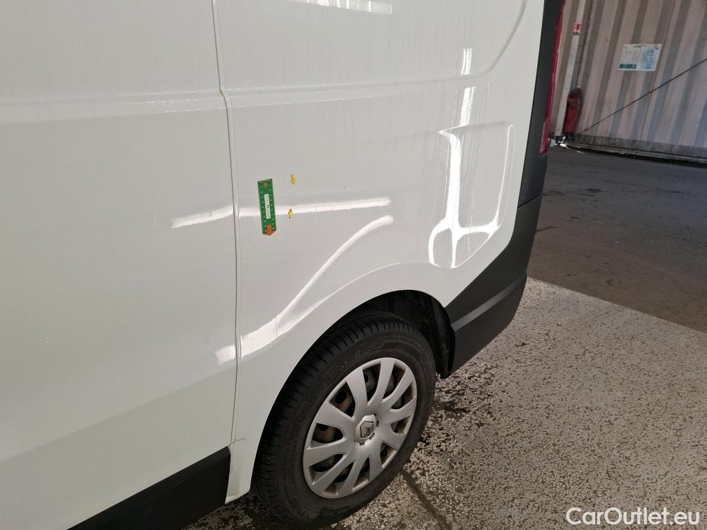  Renault  Trafic RENAULT  / 2014 / 4P / Fourgon tôlé &FG GCF L1H1 1200 dCi 95 E6 #38