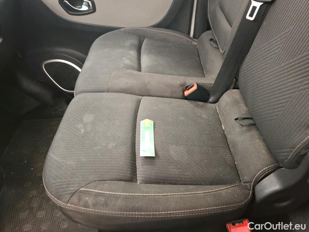  Renault  Trafic RENAULT  / 2014 / 4P / Fourgon tôlé &FG GCF L1H1 1200 dCi 95 E6 #42