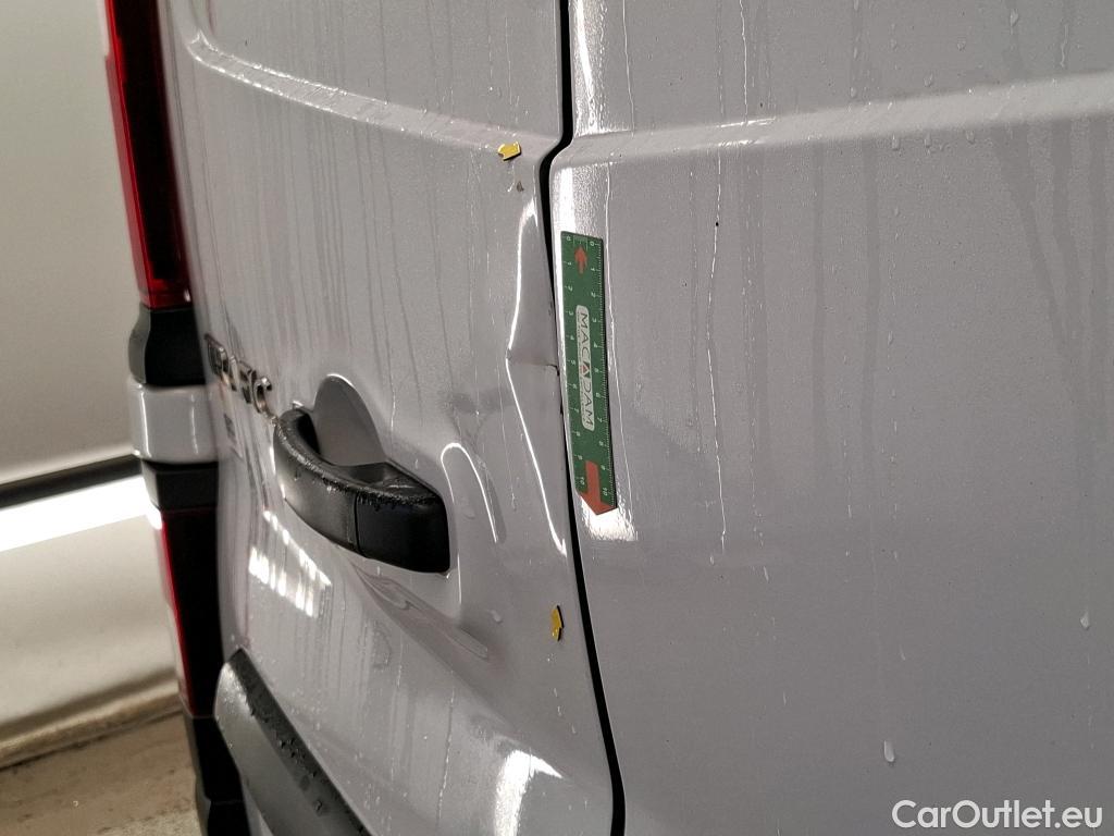  Renault  Trafic RENAULT  / 2014 / 4P / Fourgon tôlé &FG GCF L1H1 1200 dCi 95 E6 #13