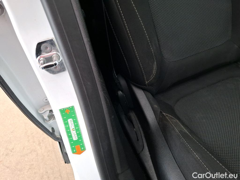  Renault  Megane  IV Berline 5pt. Société Air 1.5 dCi 90CV BVM6 E6 #37
