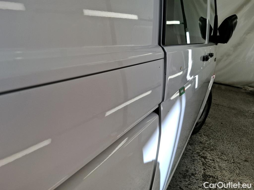  Volkswagen  Transporter T6  Fourgon 4Motion 2.0 TDI 150CV BVM6 E6 #7
