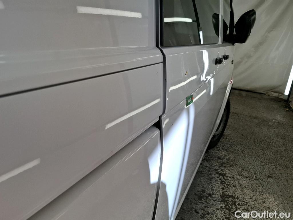  Volkswagen  Transporter T6  Fourgon 4Motion 2.0 TDI 150CV BVM6 E6 #4