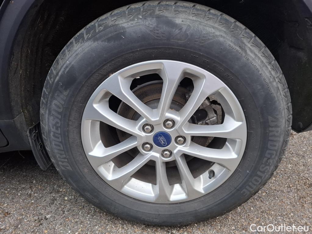  Ford  Kuga  Titanium Plug-In Hybrid 2.5 225CV BVA1 E6dT #29