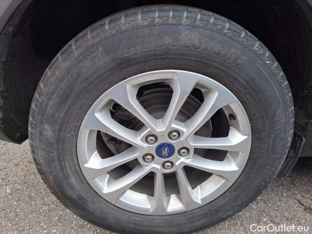  Ford  Kuga  Titanium Plug-In Hybrid 2.5 225CV BVA1 E6dT #28