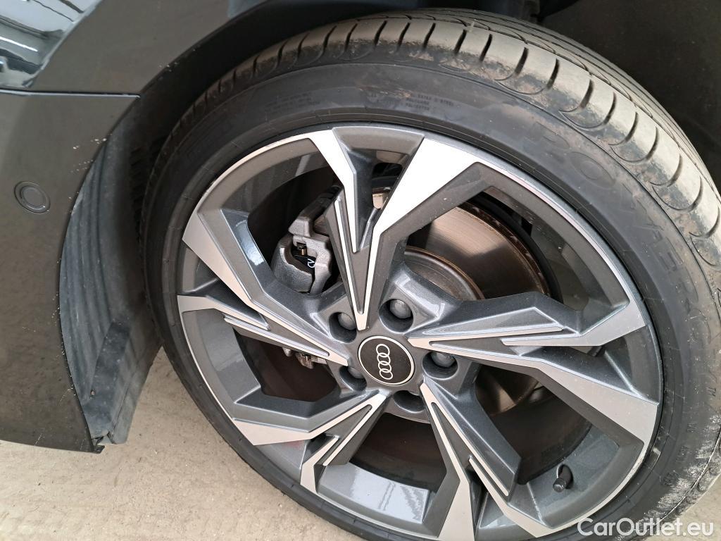  Audi  A3 AUDI  Sportback / 2020 / 5P / Berline 40 TFSI e 204 S Tronic S Line #14