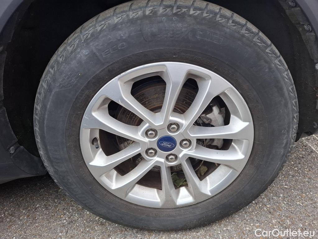  Ford  Kuga  Titanium Plug-In Hybrid 2.5 225CV BVA1 E6dT #30