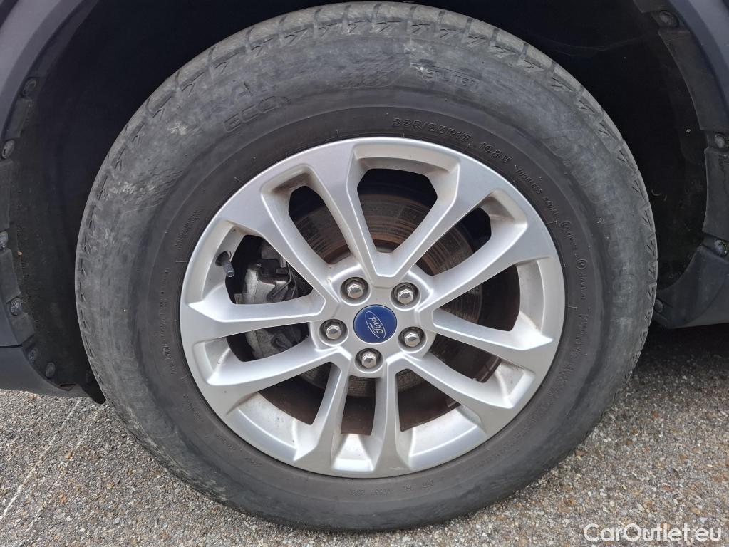  Ford  Kuga  Titanium Plug-In Hybrid 2.5 225CV BVA1 E6dT #27