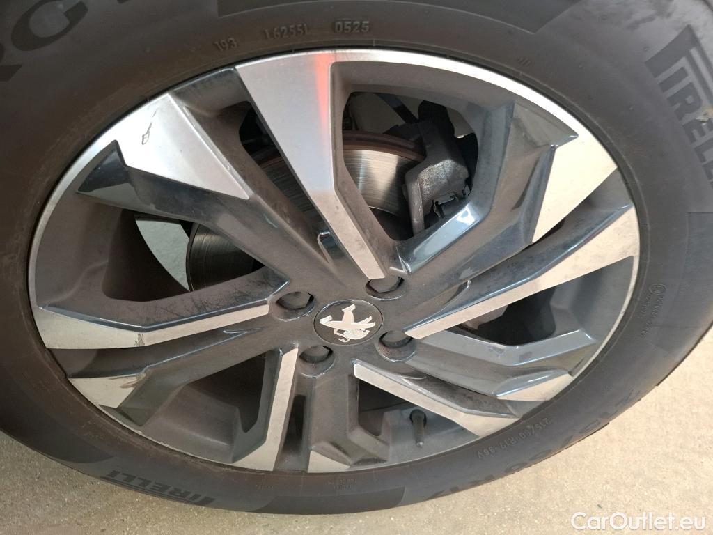  Peugeot  2008  Allure Pack 1.2 PureTech 130CV BVA8 E6d #7