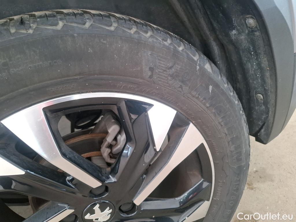  Peugeot  2008  Allure Business 1.5 HDi 100CV BVM6 E6d #15