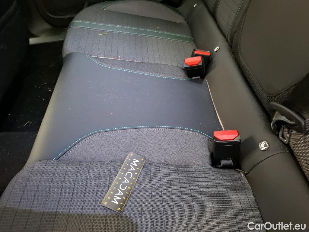  Peugeot  2008  Allure Pack 1.2 PureTech 130CV BVA8 E6d #23